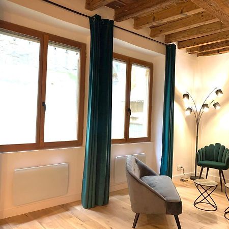 Luxe Et Calme En Hyper Centre - La Cour Des Bois Apartment ลียง ภายนอก รูปภาพ